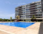 APARTAMENTO T4 NO CONDOMÍNIO TERRAÇOS DO ATLÂNTICO